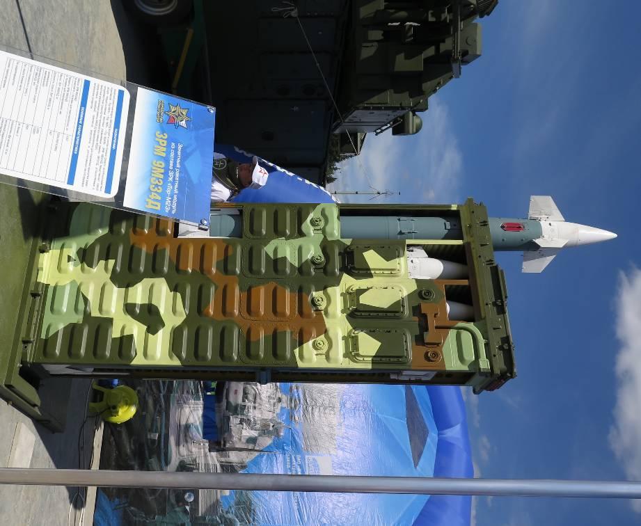 Under den ryska försvarsutställningen Armija 2015 visades samma Tor-M2KM-modul som användes under 2014 i de indiska utvärderingstesterna av systemet.