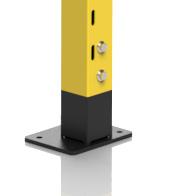 Topp-plug och expanderbult för fastsättning i golv ingår.
