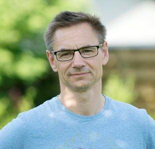 Idag är han seniorprofessor och ordförande i juryn för Civilsamhällets uppsatsstipendium.