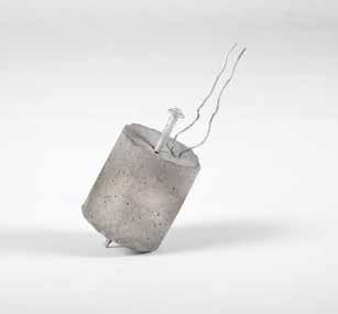 Armeringsdistanser & najtråd Betongkloss anläggning Betongkloss av anläggningscement. Betongkvalitet C40/50 anläggningscement. Godkänd av Vattenfall. Ingjutna najtrådar 1.0 mm galvade. Frostbeständig.