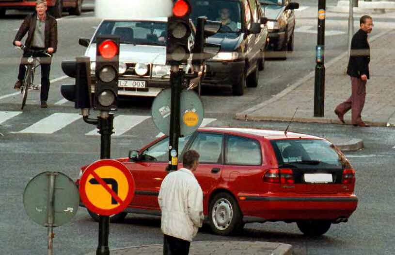 VERKSAMHETENS RESULTAT 29 Åklagarnas handläggning av mängdbrott, som trafikbrott, har utvärderats. de olika brottskategorierna.