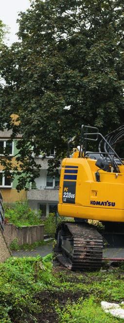 Bränslesparande motor och hydraulik PC228USLC-10 är utrustad med variabel hastighetsanpassning för motorn och hydraulpumpen samt en automatiskt låg tomgång.