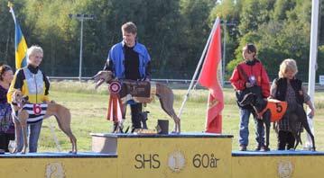 69, Therése Asplund, SHS, trea Wilhelmina, 33.83, Minnea Hulting, SHS. Empire Rose Tiksprint Ett nytt lopp sponsrat av Pelle och Lena Werdelin. Vi fick se ungtiken Claire vinna på 18.