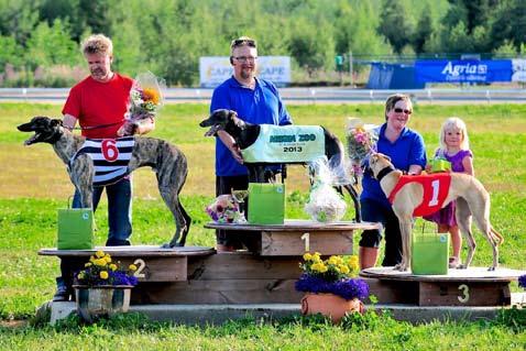 första semin fick vi se fjolårets mästarinna, som visade att hon blir att räkna med även i år. Wake Up Call vann med tiden 33,53, på 2.a plats kom Met Anna-Bolena med 34,01.