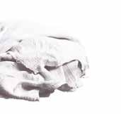 Vit bomulltrasa 900-10 Vit handduksfrotté 903-10 Används där trasan måste vara damm- och luddfri, ha hög absorptionsförmåga samt vara vit för att se smutsen. Mix av dukar och lakan.