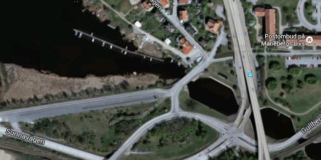 Visa löparna i riktning mot gångtunneln.