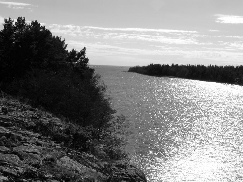 tillsammans i den åländska skärgården.
