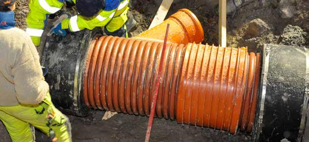 Flexibiliteten i Fern-Flex materialet underlättar installationen och ger en säker tätning mot infiltration och exfiltration på alla rörtyper som till exempel, PVC, PE, koppar, stål, gjutjärn/segjärn,