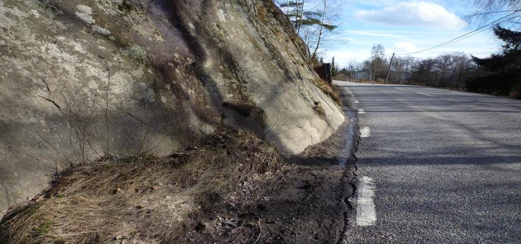 gräva ner ledningen Skador i vägbanan lagas