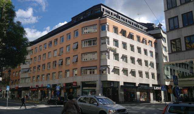 en och samma byggnad anpassar sig till olika