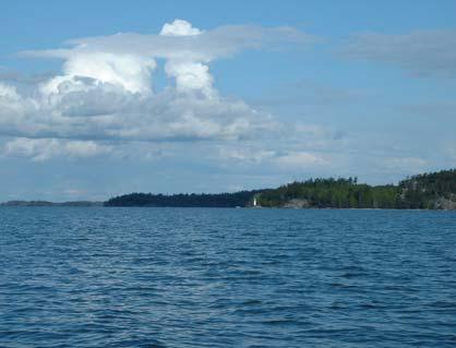 SVARTÅN VÄSTERÅSFJÄRDEN 211 Område Västeråsfjärden är splittrad av såväl stora som små öar (Figur 4 och Figur 5). Blacken och Granfjärden i söder består av ett mer öppnare vatten.