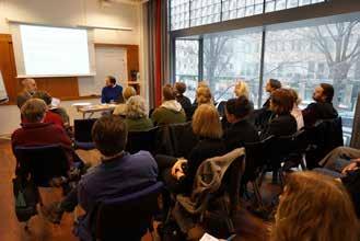 etniskt ursprung, språklig eller religiös tillhörighet, funktionshinder, sexuell läggning, ålder eller andra omständigheter som gäller den enskilde som person. (RF, 1 kap.