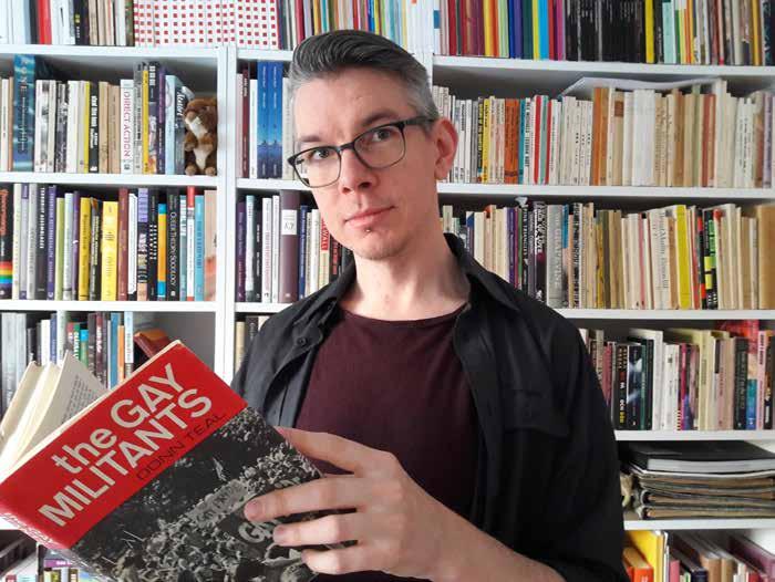 Olov Kriström. Foto: QRAB volymer togs omhand av QRAB, Queerrörelsens Arkiv och Bibliotek, en då alldeles ny förening som av en lycklig slump fick höra talas om samlingens upplösning.
