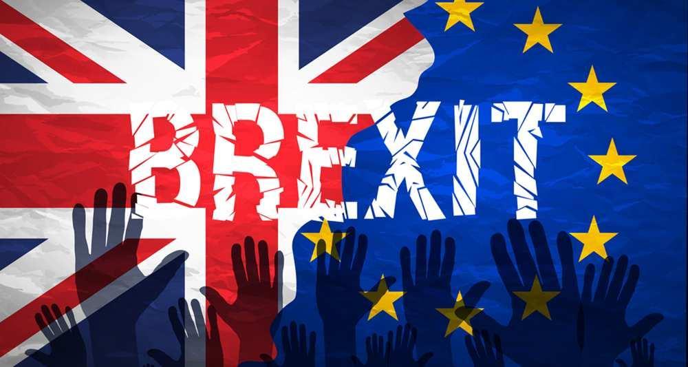 Vänsterpress om Brexit 2018 Storbritanniens utträde ur EU, Brexit, rycker allt närmare, samtidigt som motsättningarna inom tories-partiet blir all större, medan storföretagen blir alltmer skärrade.