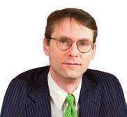 5 Generaldirektörens översikt Statens revisionsverk är en i 90 i Finlands grundlag föreskriven revisions- och tillsynsmyndighet, vilken fungerar som extern professionell revisor av skötseln av