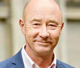 Fredrik har tidigare haft befattningar inom flera life science-företag, bland annat Pharmacia, Personal Chemistry och Biovitrum, och har även arbetat som oberoende CMC-konsult.