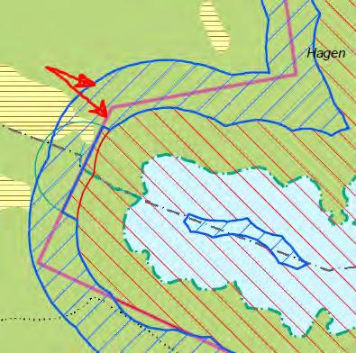 I den här bilden går gränsen för det tidigare utvidgade strandskyddet (rosa linje) närmare stranden än den yta som visar det nya utvidgade strandskyddet (yta med snedställda blå