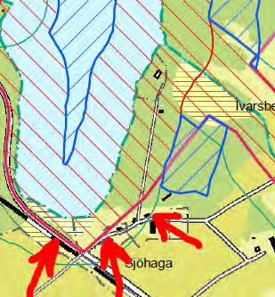 I den här bilden visas ett område där gränsen för det tidigare strandskyddet (rosa linje) går närmare stranden än 100 meter, jämför med den tunna gröna linje som anger 100 meter från stranden.