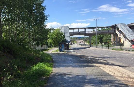 Passagen är i behov av bättre utformning för ökad framkomlighet och trafiksäkerhet för gående och cyklister. 16.