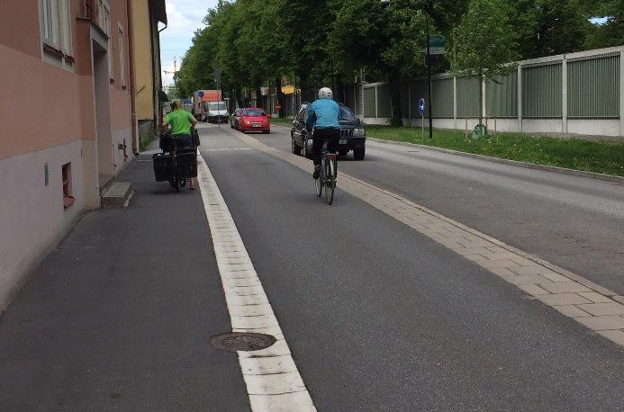 24. Ej åtgärdad: I höjd med Sockenvägen övergår cykelstråket i en gång- och cykelbana utmed Nynäsvägen. Nynäsvägen är en lokalgata som löper parallellt med väg 73.