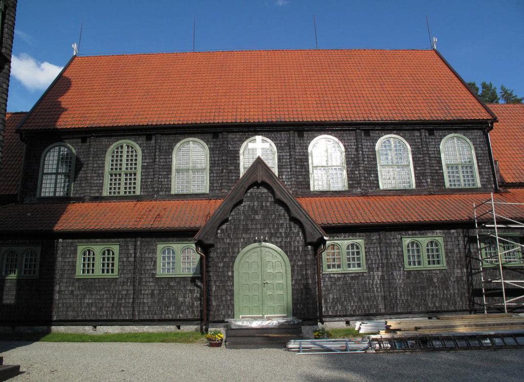 nytjärad, målning på fönster och