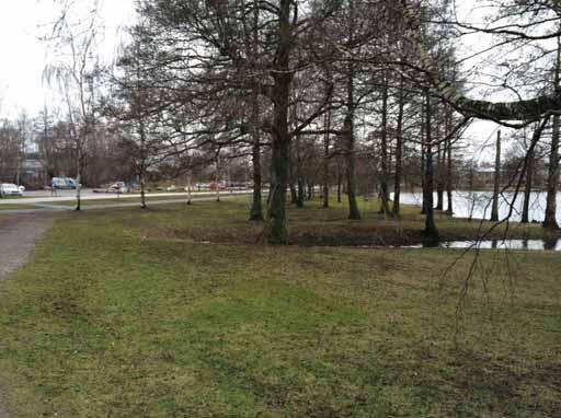 18 DETALJPLAN FÖR DEL AV MÖLNLYCKE 1:1 M FL Söder om Massetjärnen, mellan Långenäsvägen och Götalandsbanan, finns en parkeringsplats som är belagd med asfalt.