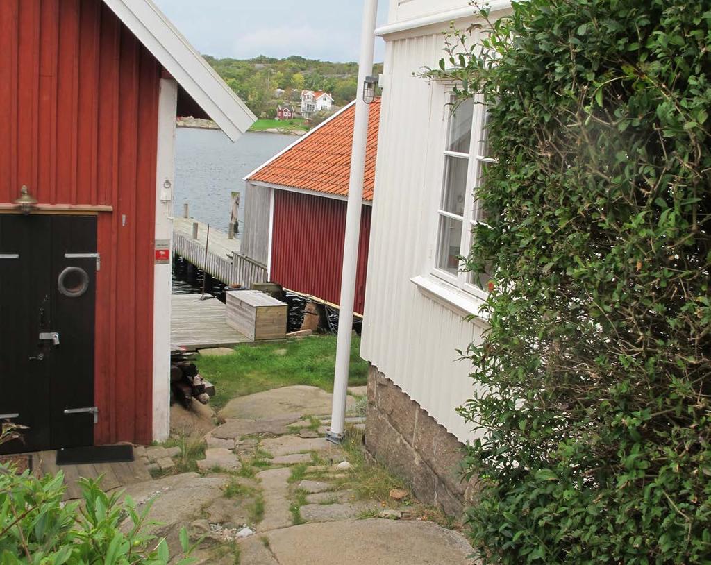 Gångpassage längs fastigheten ner till Näsekilen. Hälsa och säkerhet Buller Planområdet bedöms inte vara utsatt för buller. Radon Berggrunden i området är radonförande.