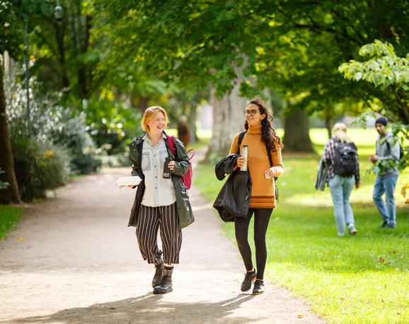 LANDSKAPSINGENJÖR Studieort: Alnarp/Uppsala Examen: Landskapsingenjörsoch kandidatexamen Studieår: 3 Anmälan: Senast 15 april Start: Hösten 2019 Urval: Betyg och högskoleprov Ämnen: Ekonomi,
