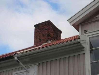 stegar monterade på yttertaket.