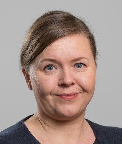 Sveriges Bostadsrättscentrum AB närstående): 90 000 B-aktier HANS GRANBERG Ledamot Född: 1953