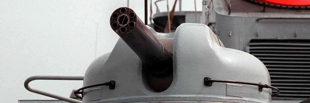 Kryssaren Marsjal Ustinov (Ryssland) 30 mm luftvärnskanon AK 630M Sexpipig gatlingkanon med vattenkylt eldrörspaket och maximal eldhastighet på cirka 4 000 5 000 skott/min.