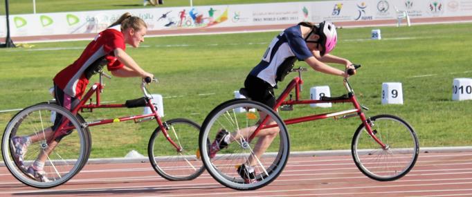 Racerunning Genom ett tidigare idrottslyft från Parasport Sverige har vi med Råby Rekarne Friidrottsförening kunnat utveckla en träningsverksamhet för killar och tjejer i s.k. Racerunning, en löpargren inom friidrotten som är på stark tillväxt i landet.