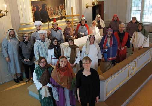 Sång av Delilakören. Aktläsare Ann-Sofi Joskitt. Mässan avslutas med att altaret kläs i svart. Långfredagen 30.3 kl. 10 Gudstjänst i Vörå kyrka; T Klemets, M Klemets. Sång av vokalensemble. 30.3 kl. 14.
