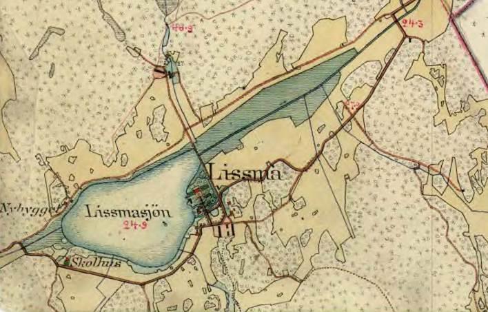 V259 Tvärförbindelse Södertörn TSK01 Framtagande av Vägplan Utredning, Lissma skola - antikvarisk utredning Kulturmiljö I Lissma uppfördes det första skolhuset vid Lissmasjöns sydvästra sida, på
