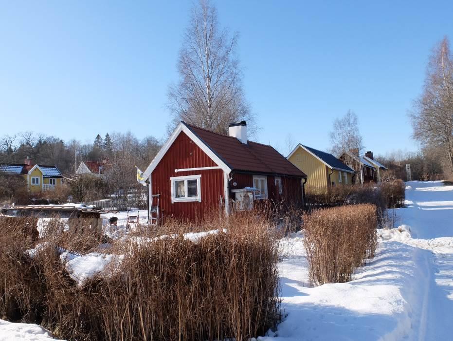 V259 Tvärförbindelse Södertörn TSK01 Framtagande av Vägplan Utredning, Lissma skola - antikvarisk utredning Kulturmiljö Koloniområdet Granby, söder om väg 259, mitt emot Lissma skolbyggnad.