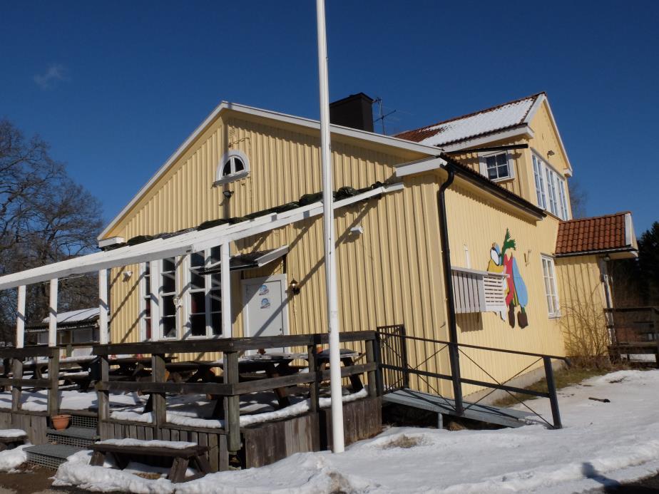 Lissma Skola, Huddinge Lissma Skola Uppdragsnr: 300-32 Tekniskt PM 1 Utredning gällande förflyttning av befintlig skolbyggnad Wellmetron AB Luntmakargatan 66 Stockholm 072-746 55 08 2018-05-27