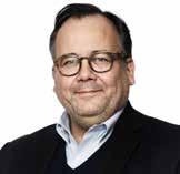 STYRELSE CARL BENNET Styrelsens ordförande. Född: 1951. Civilekonom, tekn. dr. hc. Invald år: 1997. Uppdrag i Elanders styrelse: Ordförande valberedningen och ersättningsutskottet.