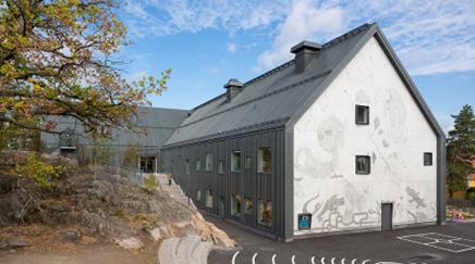 viktigast. De fick välja färg på nålen utifrån sin roll; elev, vårdnadshavare, skolpersonal, tjänsteman eller politiker.