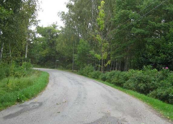 TROSA KOMMUN Samhällsbyggnadskontoret PLANBESKRIVNING SAMRÅDSHANDLING 2016-12-18 Detaljplan för fastighet A Gång och cykeltrafik Öster om planområdet går en gångväg i nord-sydlig riktning.