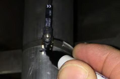 23 Eftersmörjning av spindel på lyftmanöverdon ERGO 60-100-140 Page 3 Smörj spindeln med fett. 60L-100L-140L Spindeln smörjs med fett av typen Mobilith SHC460 från Mobil.