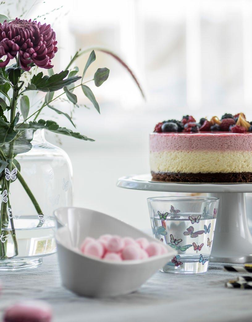 KITCHEN Kitchen är ett antal unika produkter som vi vill ska få en speciell plats i mottagarens kök och matlagning.