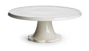 PICCADILLY Piccadilly kakfat på fot, vit Stengods. Dekorativt tårtfat eller serveringsfat med böljande mönster. Passar utmärkt för tårtor med upp till 25cm i diameter.