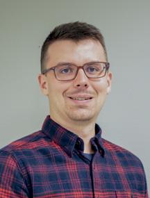 Bra möjligheter till träning Skyttegymnasiet har två heltidsanställda tränare. Undervisningen i pistol och gevär sker gemensamt.