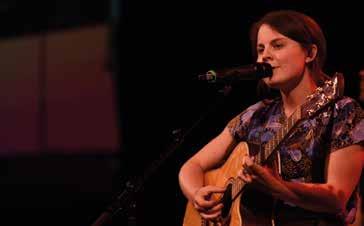 30 After8 - samling för ungdomar 25 Lö 19.00 Live på riktigt med Agnes Grahn, Stockholm. God mat o bra musik. Fri entré. Se annons. 26 Sö 10.00 Bönemorgon 11.