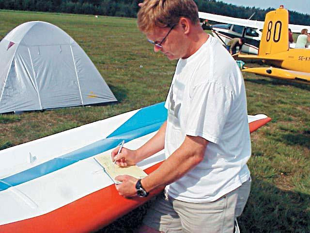 H50P en säker idé Enligt beslut från statsmakterna skall privatflyghaverierna halveras under tioårsperioden efter 1998.