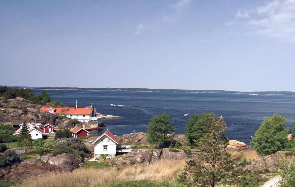 En svensk skärgårdsidyll FRITIDSHUS Olav Thon Gruppen har VärsåsVillan etablerades år 1954 Om det finns andra önske- ingått ett samarbete med och drivs sedan år 2012 som en mål i förhållande till vad