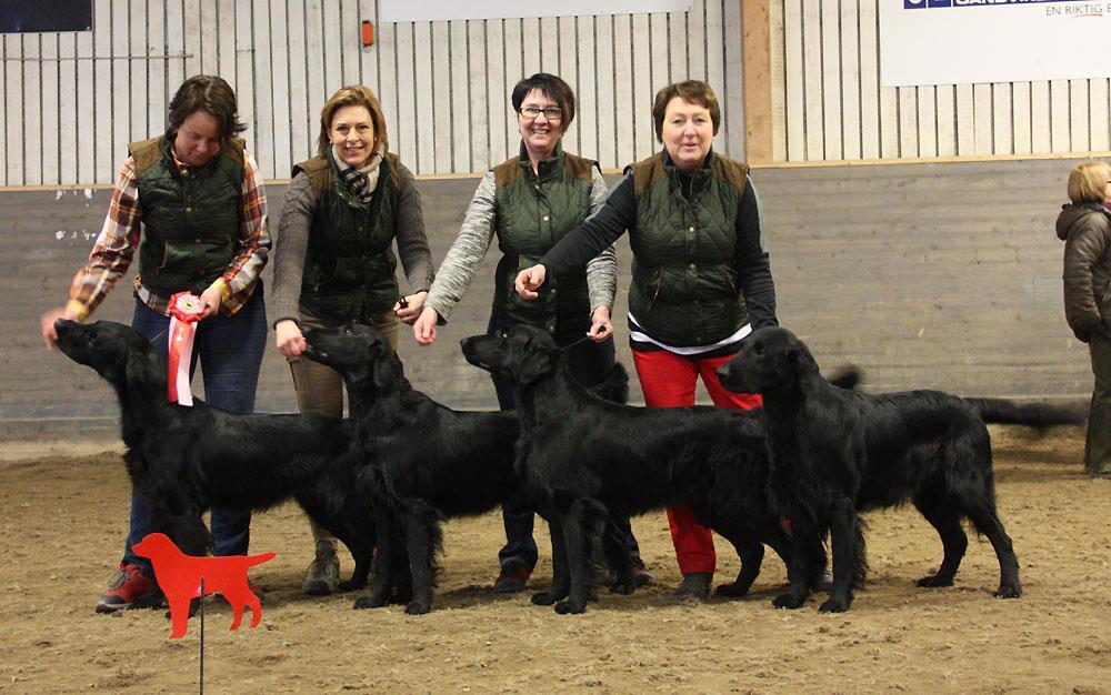 BIS Uppfödargrupp Domare: Lena Hägglund 1 Kennel Red Mountains,