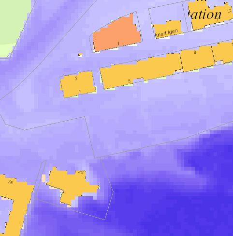 Översvämningsrisk Hela planområdet ligger under markhöjden +2,5 meter (mätt i höjdsystemet RH2000). Det innebär att planområdet riskerar att översvämmas.