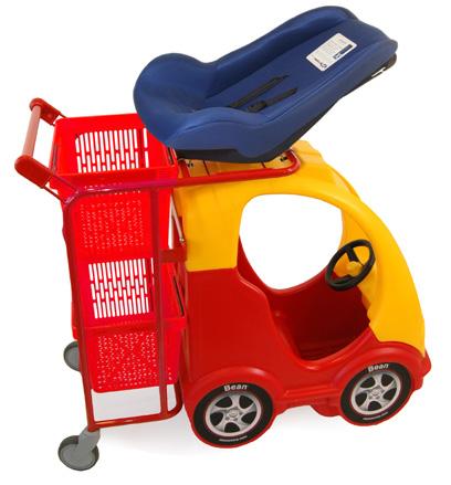 111106 TRIO BILKUNDVAGN Shoppingvagn för tvåbarnsfamiljen där ett av barnen åker bil och andra barnet ligger