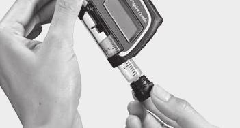 Tips: Batterinyckeln har en skåra som passar i alla Accu-Chek-infusionssets